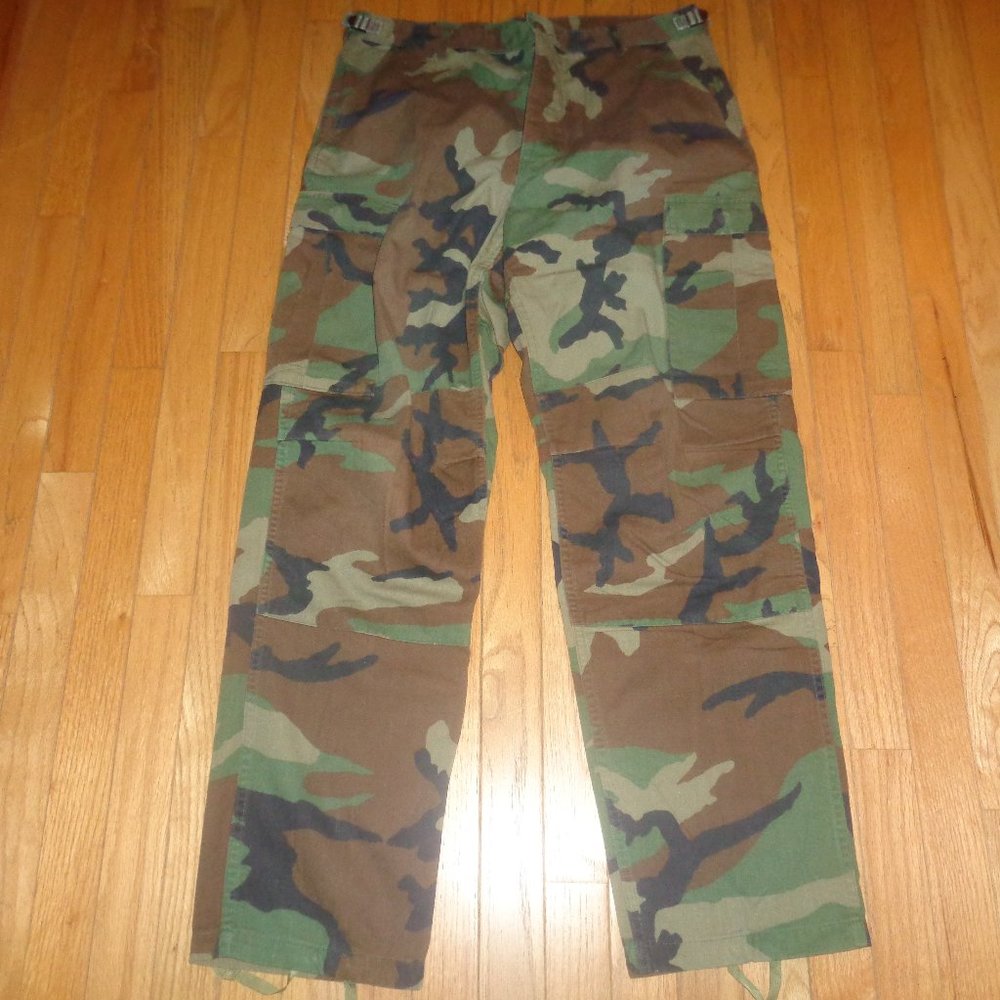 US Army Military Woodland Camo ACU Cargo Pants Medium Regular Waist 31-35"